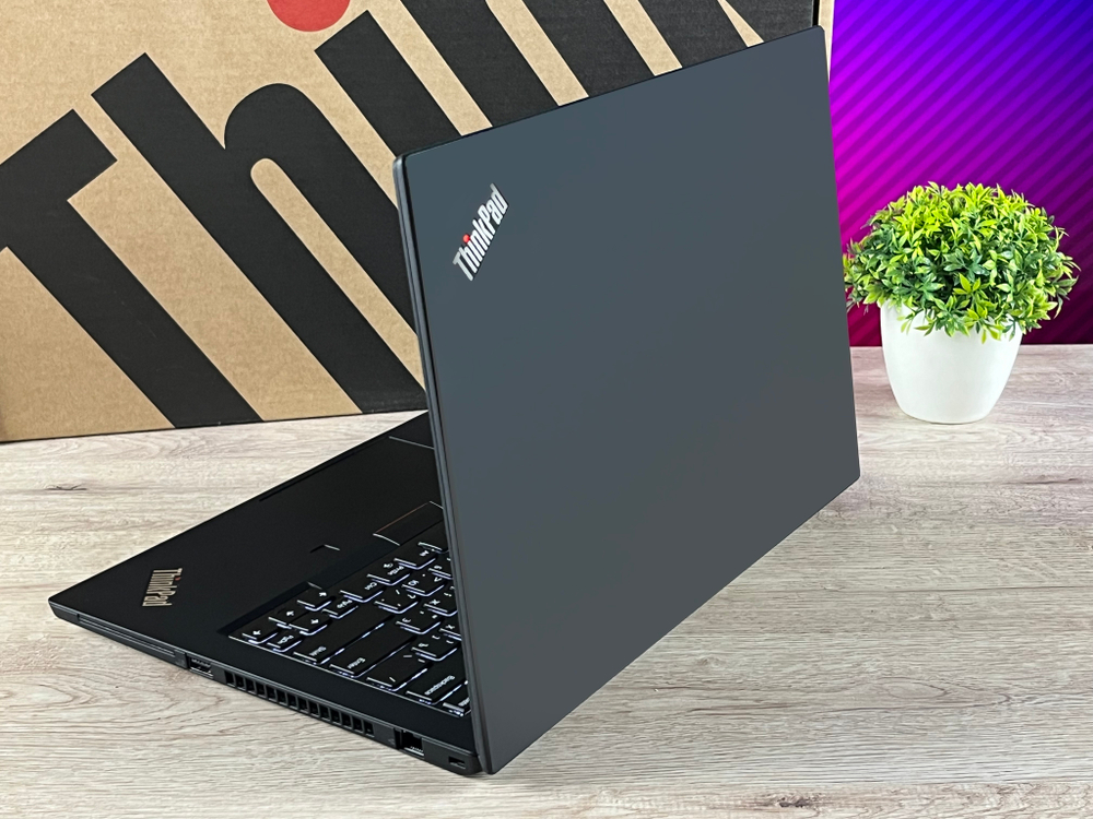 Ноутбук Intel Lenovo ThinkPad T490, 14 FHD IPS, core i5-8265U, 8 Gb RAM, 256 Gb SSD, Win Pro, русская клавиатура