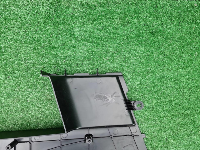 Накладка переднего бампера Mercedes Actros (11-нв)