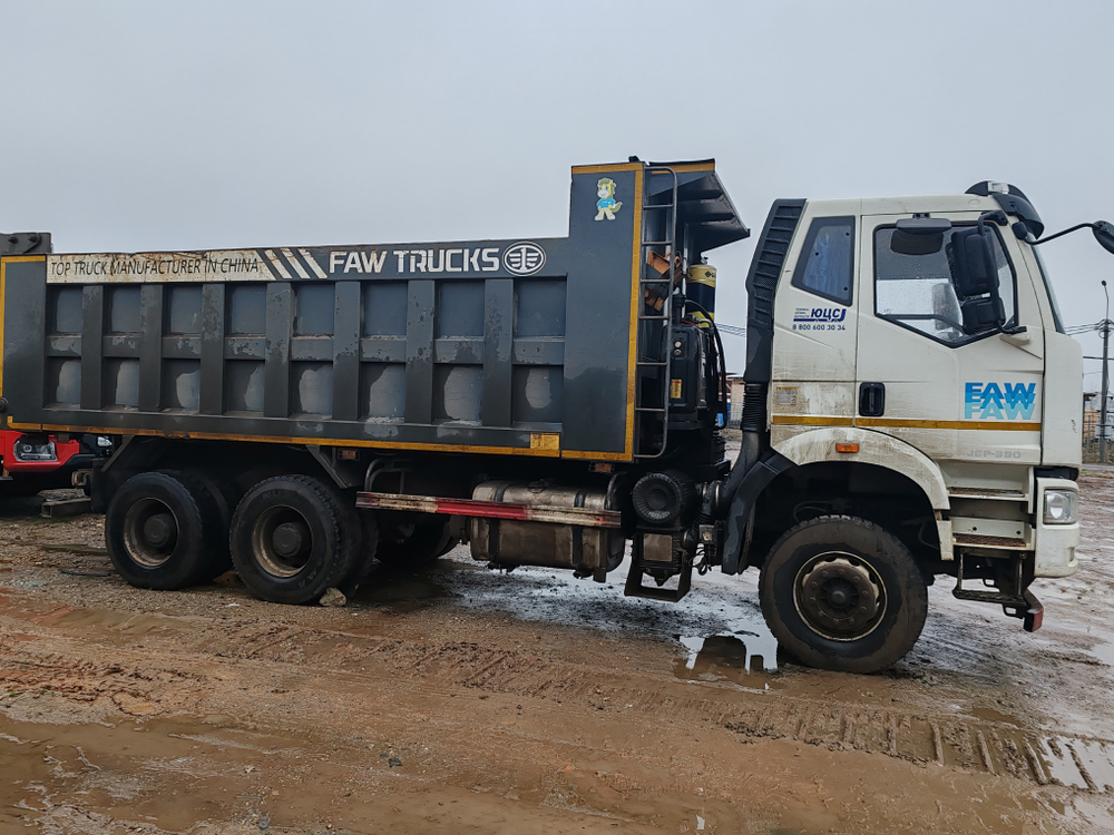FAW J6 6x4 Самосвал СА3250Р66K24T1E5 (Дизельный, 11,1 л, 390 л.с., МТ)