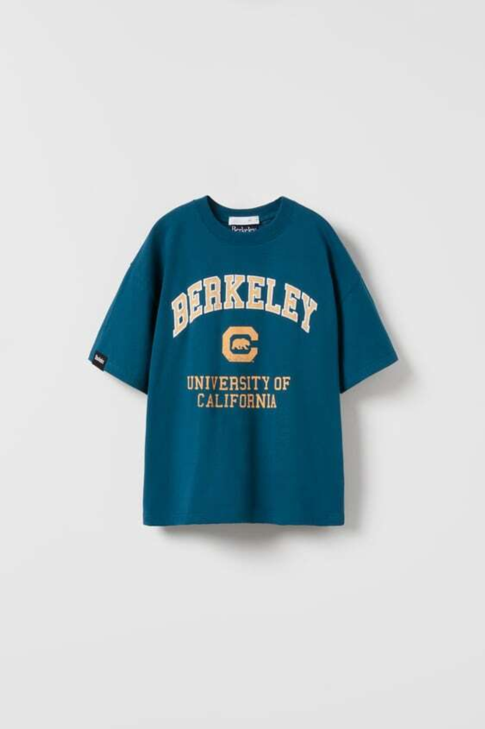 ZARA ФУТБОЛКА С ВЫШИВКОЙ И ПРИНТОМ BERKELEY UNIVERSITY OF CALIFORNIA™, НЕФТЯНОЙ