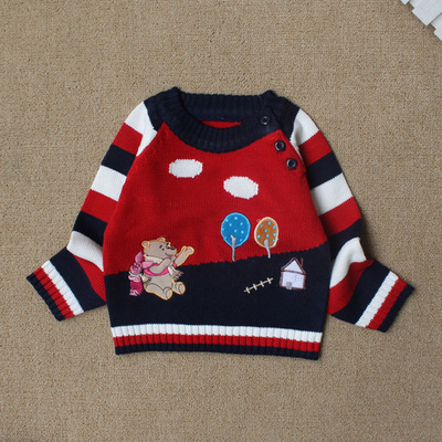 Джемпер детский с аппликацией Винни Пуха и Пятачка