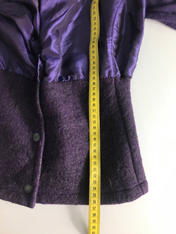 Кофта оригинального кроя, визуально на 44 размер