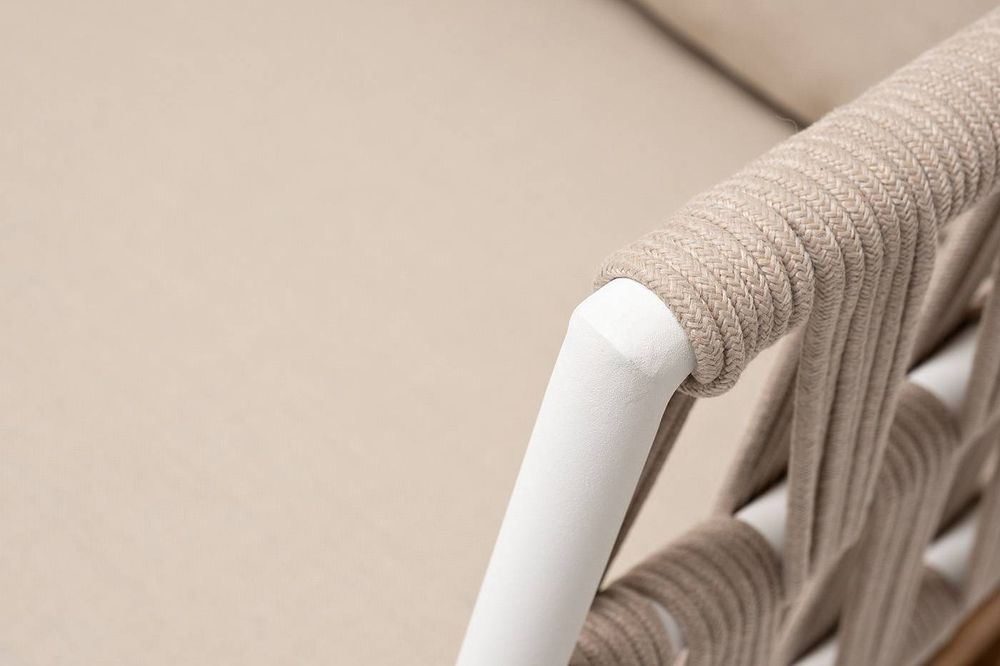 "Диего" диван 2-местный плетеный из роупа, основание дуб, каркас алюминий светло-серый (RAL7035) муар, роуп бежевый круглый, ткань бежевая 052