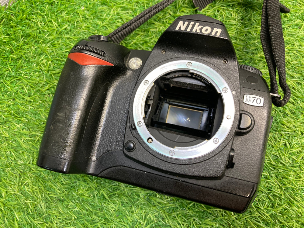 Nikon D70 Не рабочий