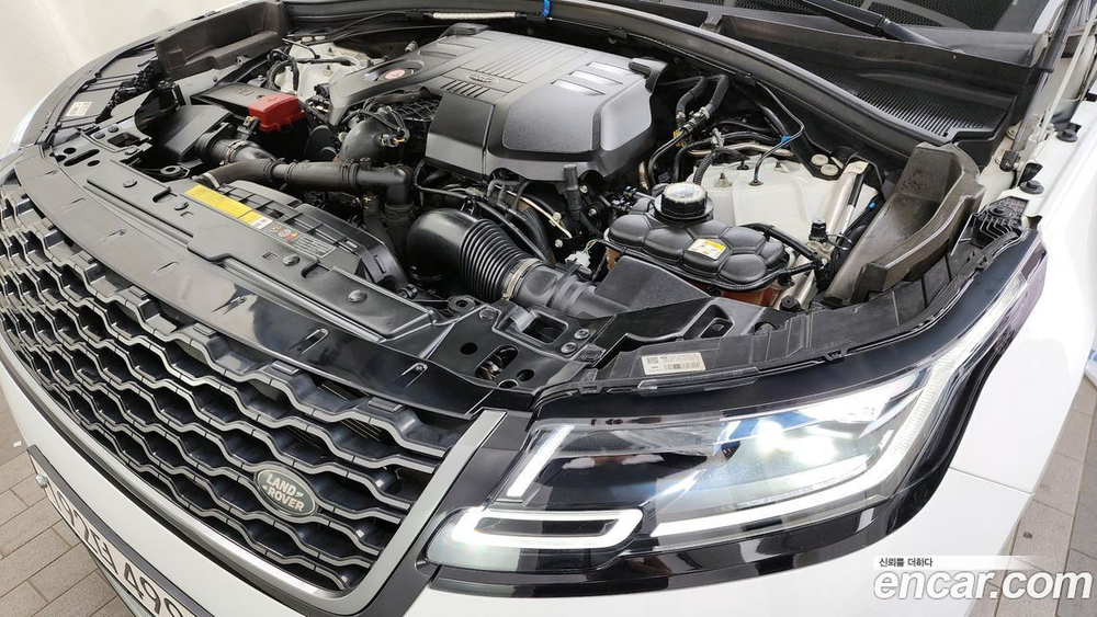 Land Rover Range Rover Bella 3.0 D300 R-Dynamic HSE (03.2020)