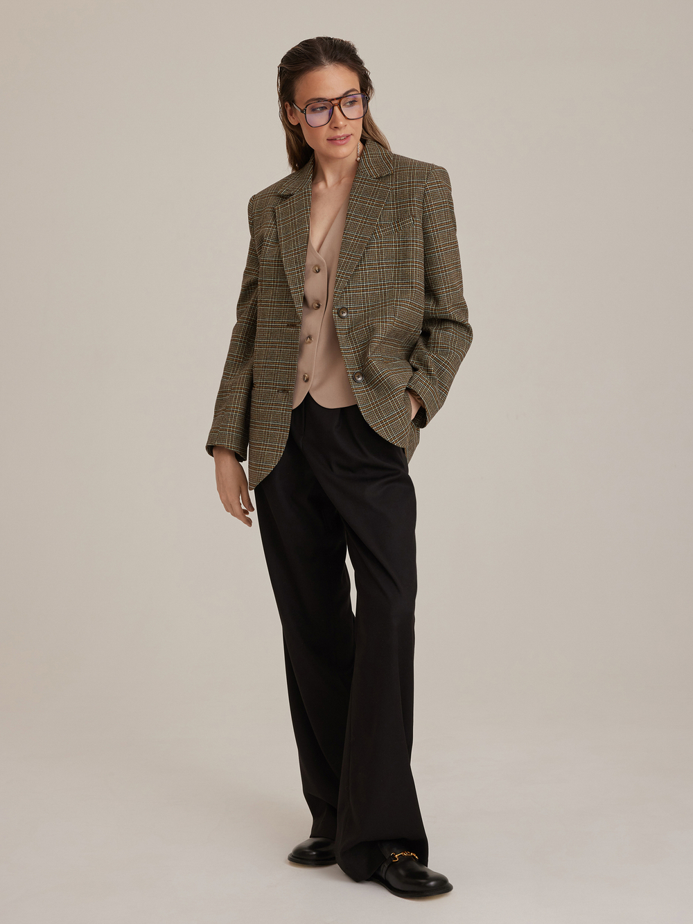 Жакет однобортный  из итальянского твида зеленый