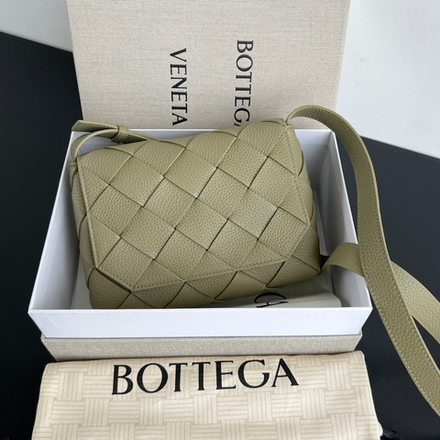 Bottega Veneta Diago 22 cm