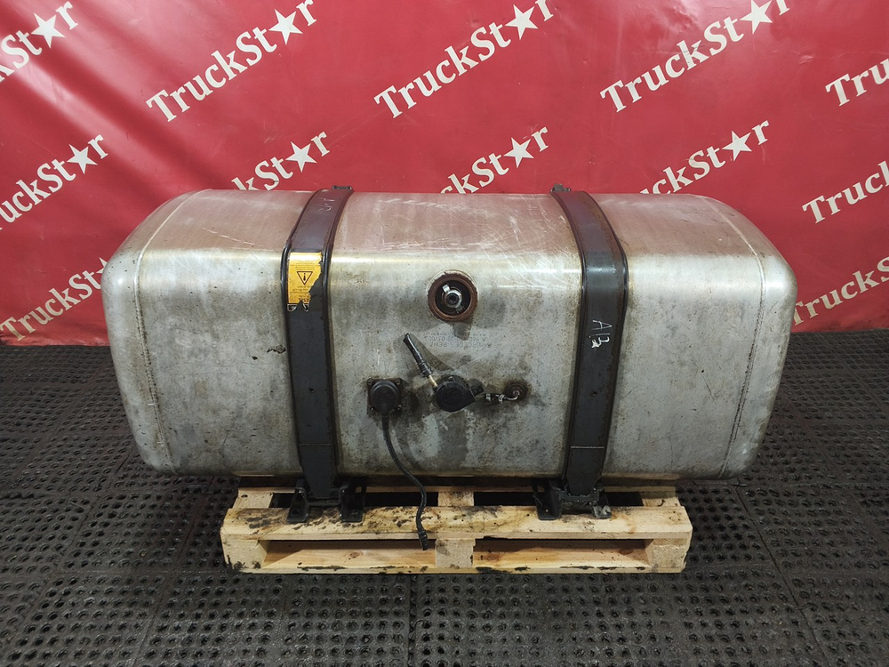 Бак топливный 630L 2019г.