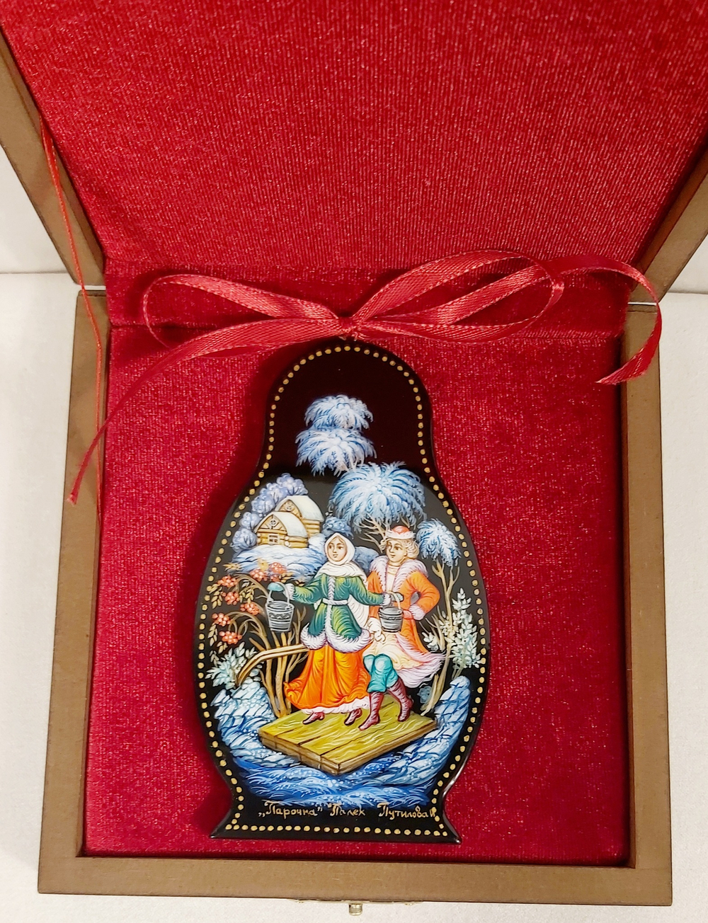 Сувенир "Матрешка" с росписью Палех в подарочном футляре
