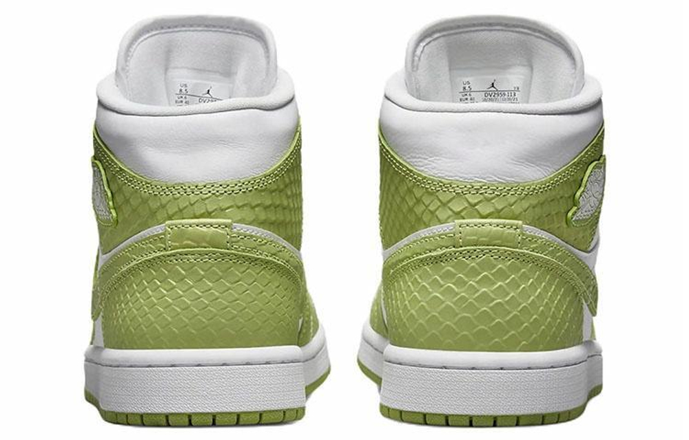 Кроссовки Jordan Air Jordan 1 Mid Se V2 "Green Python" (Женская размерная сетка)