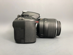 Nikon D5100 kit 18-55mm 3.5-5.6G VR 5.300 кадров