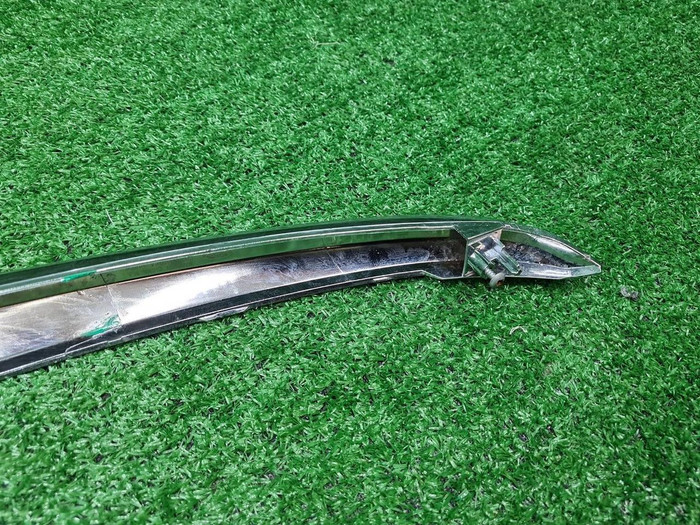 Молдинг решетки радиатора Chery Tiggo 8 (18-н.в.)