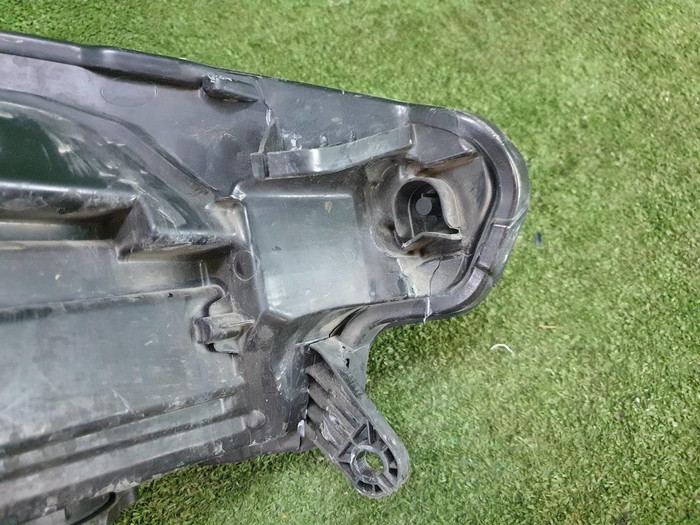 Битая Фара левая Chery Tiggo 8 (2018-2022) LED