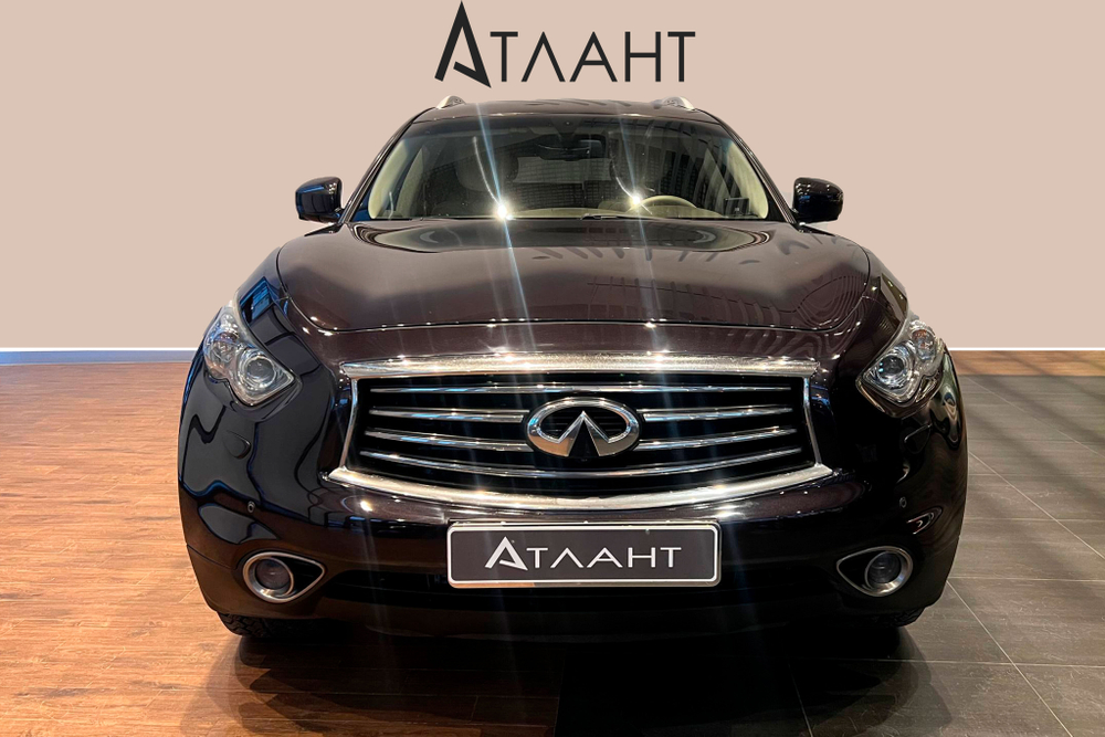 Infiniti QX70, 2014 год