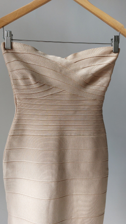 Платье Herve Leger