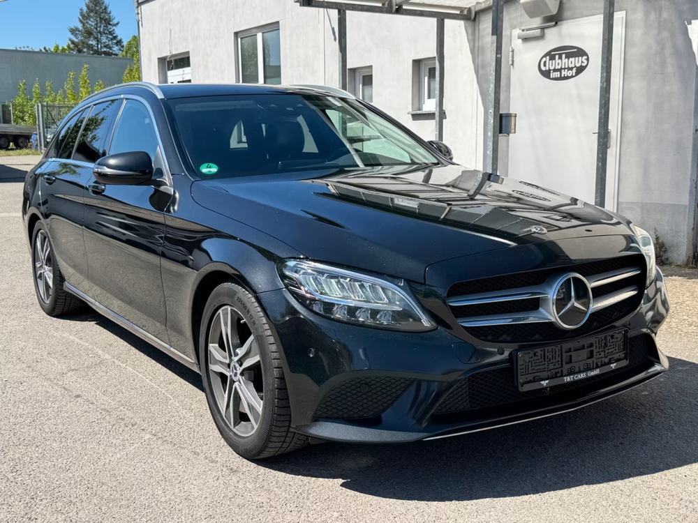 Mercedes-Benz C 220