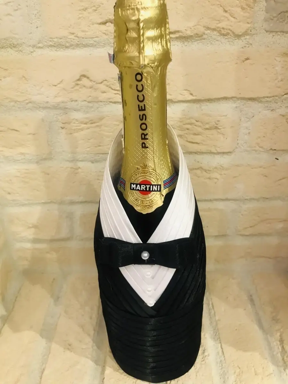 Одежда на свадебное шампанское