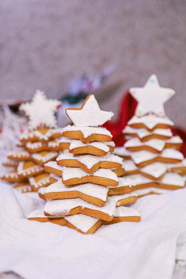 Сборная елка из пряников звезд 7 уровней