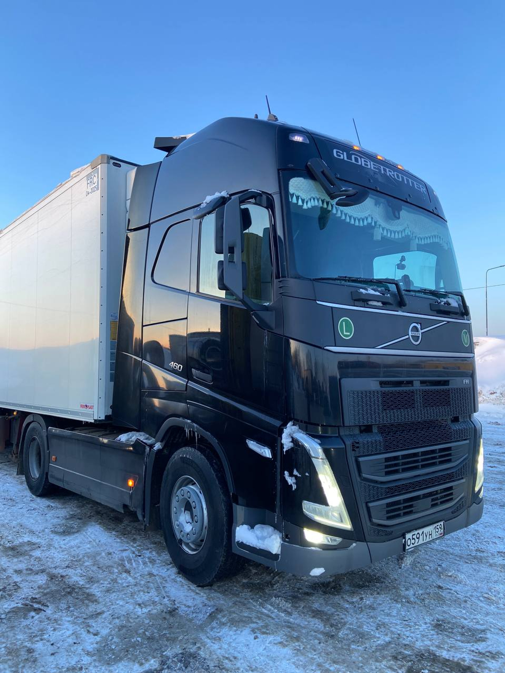 Volvo FH 4x2 Седельный тягач FH-TRUCK (Дизельный, 12,8 л, 469 л.с., АТ)