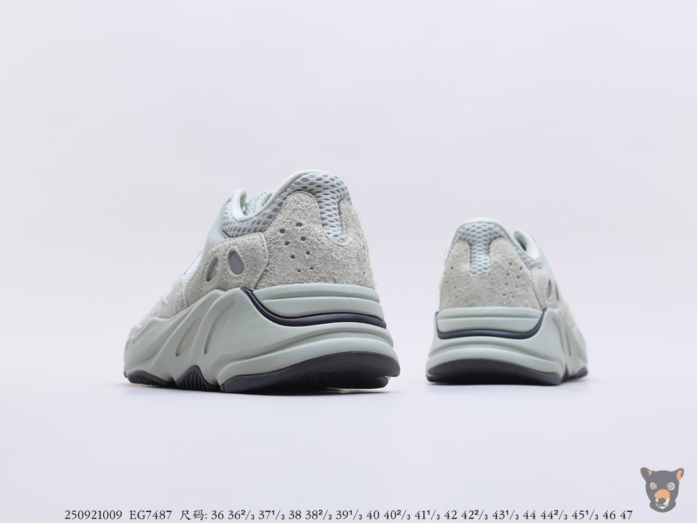 Кроссовки Yeezy Boost 700 "Salt"