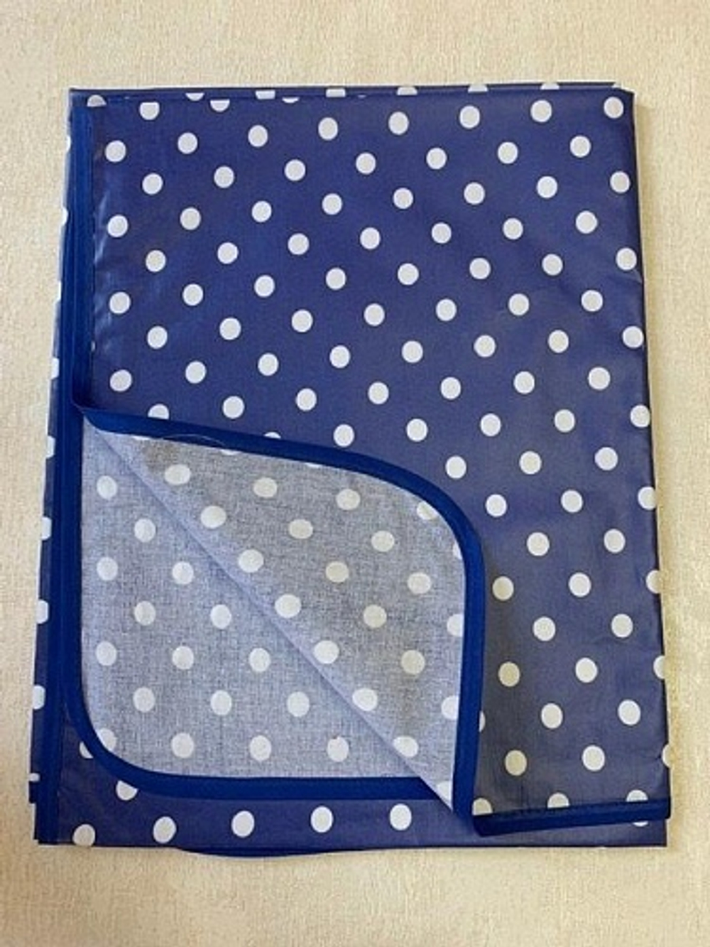 Скатерть 140x170 Dreams синяя с пластиковым покрытием