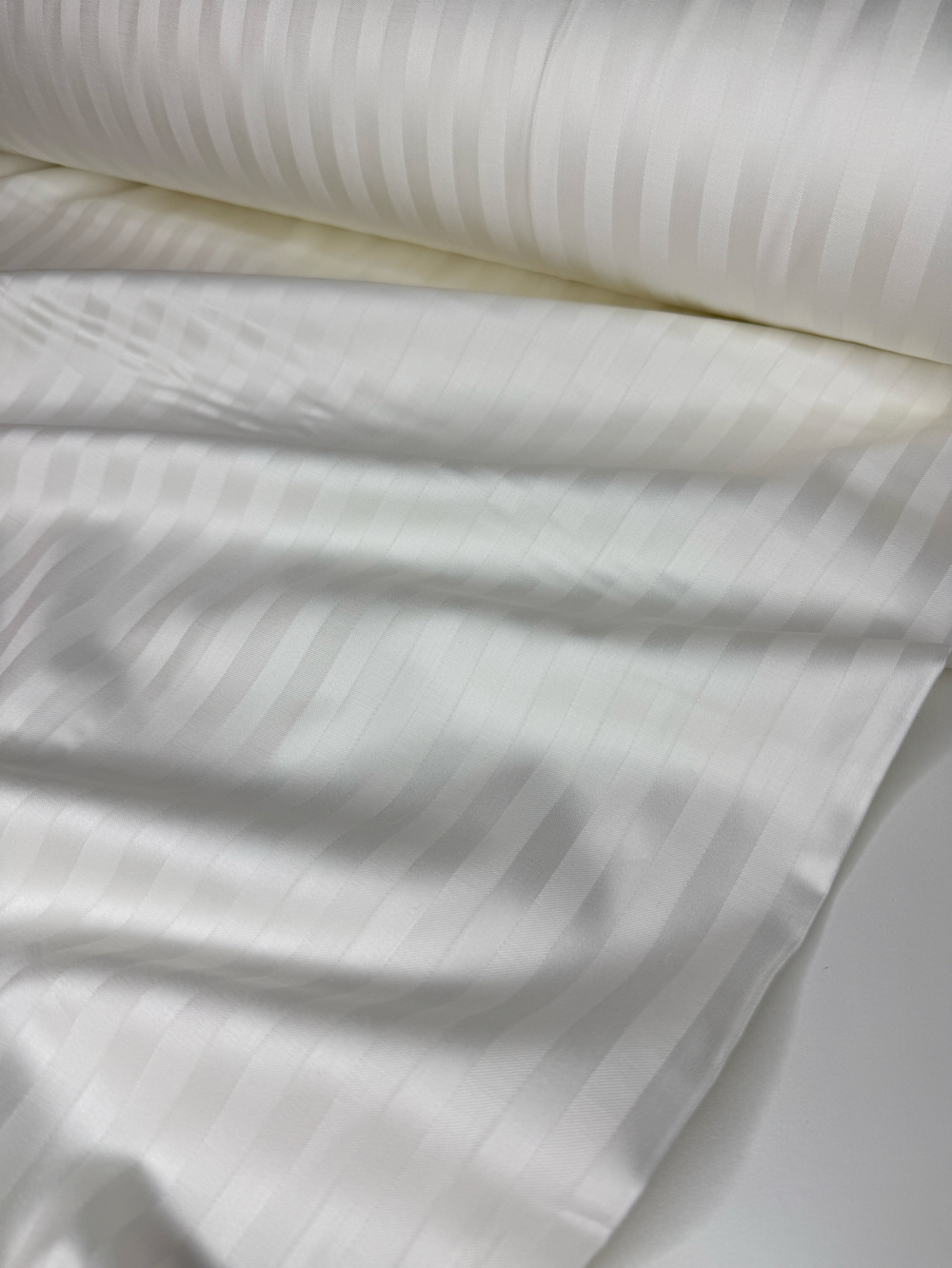 Страйп сатин «Крем»