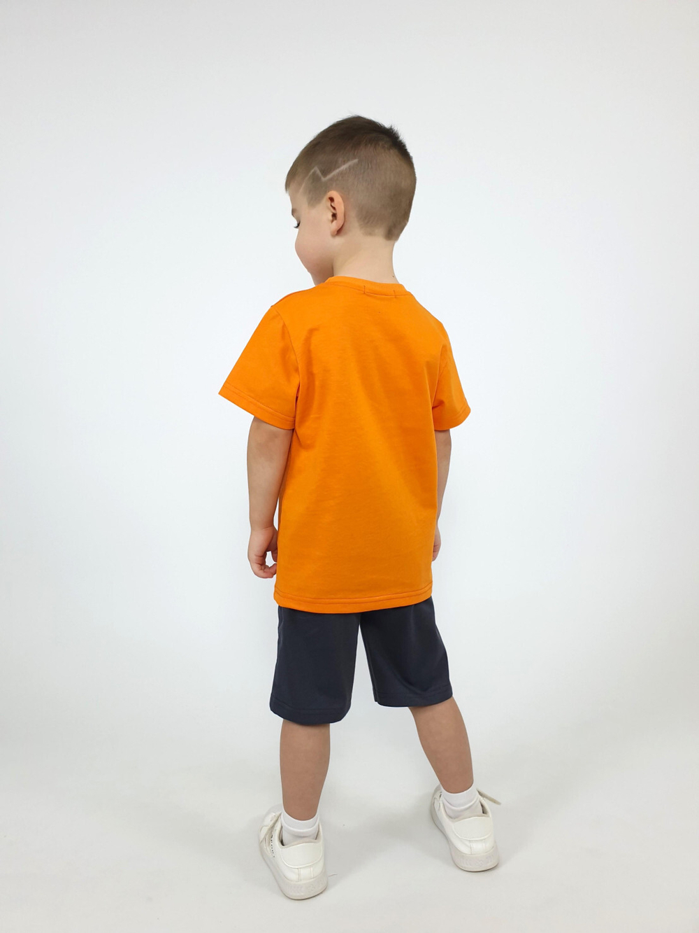 01-137-4 Комплект фуфайка+шорты для мальчика Luneva