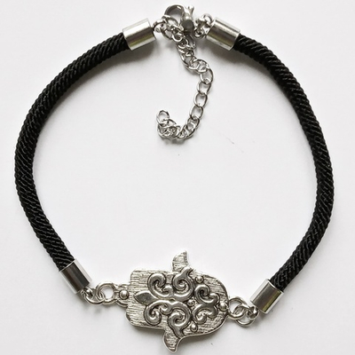 Браслет черная нить Хамса