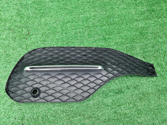 Решетка переднего бампера Mercedes GLE V167 18-24