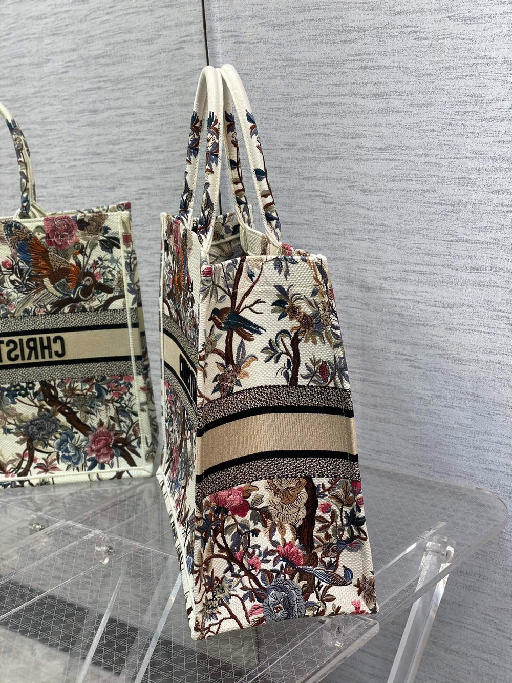 Christian Dior Book Tote 42 cm