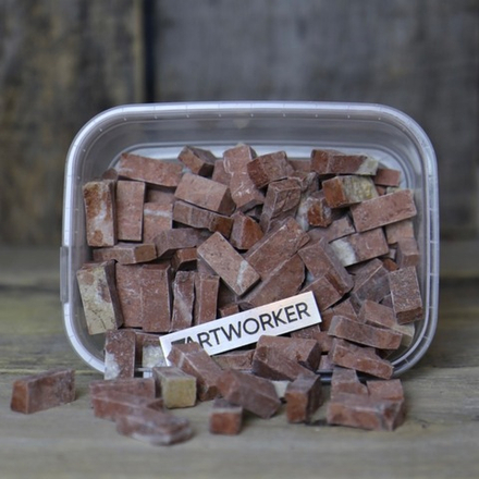 Колотый натуральный камень Rojo Alicantei, 350гр