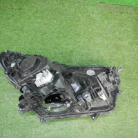 Фара левая Toyota Rav 4 CA40 (2015-2019) LED