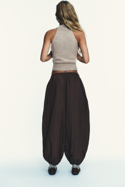 ZARA БРЮКИ-ШАРОВАРЫ ИЗ НЕЙЛОНА, ТЕМНО-КОРИЧНЕВЫЙ