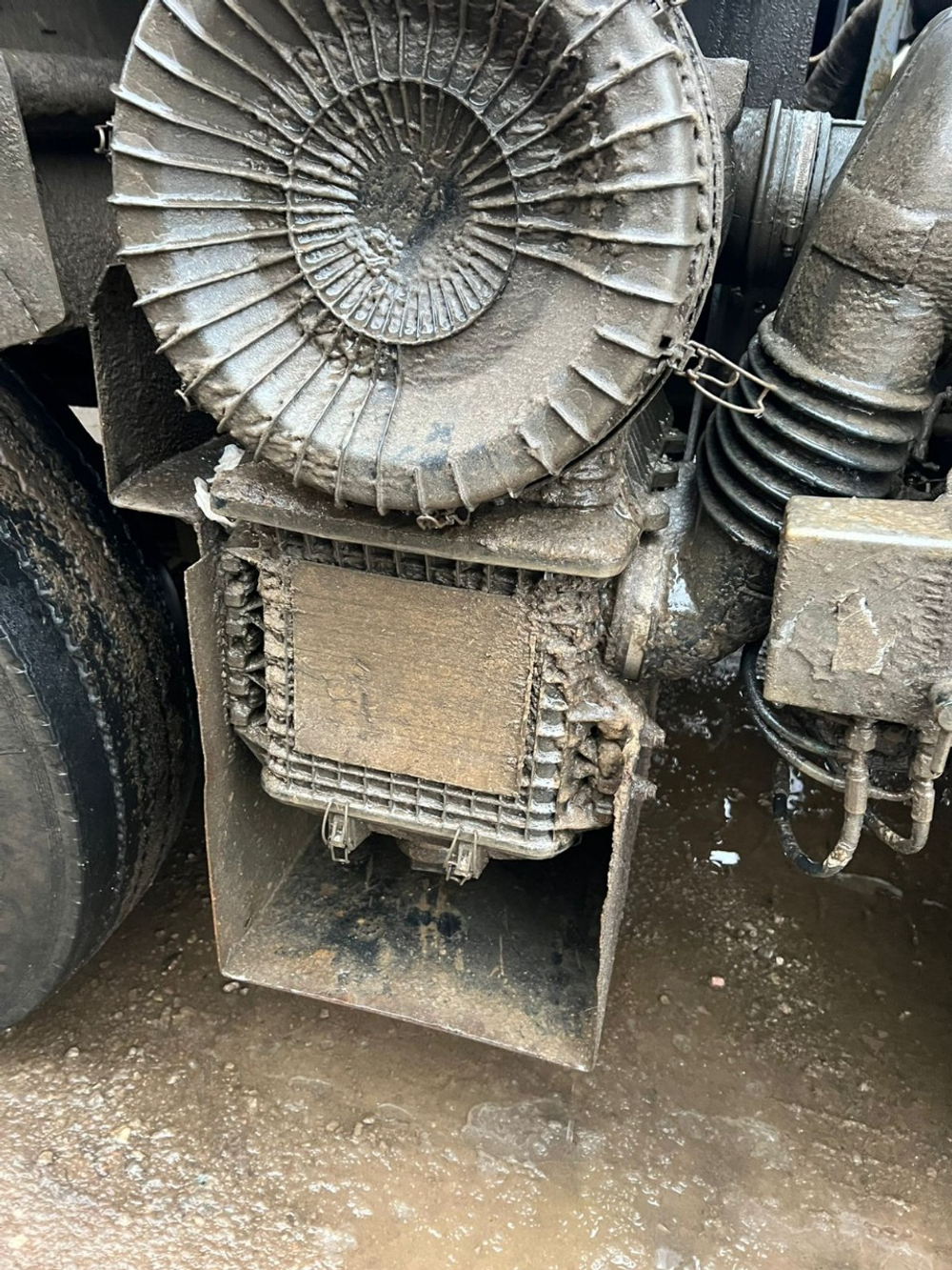 FAW J6 8x4 Самосвал СА3310Р66K24T4E5