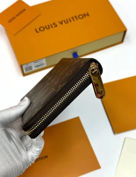 Органайзер Louis Vuitton Zippy Monogram Macassar
