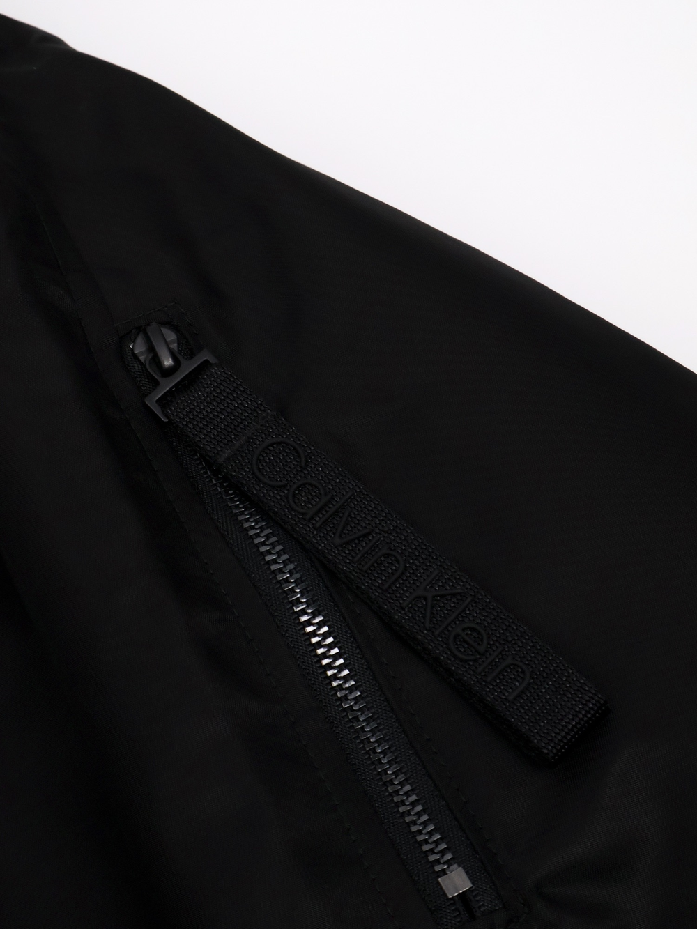 Утепленный Бомбер Calvin Klein Twill Nylon Black