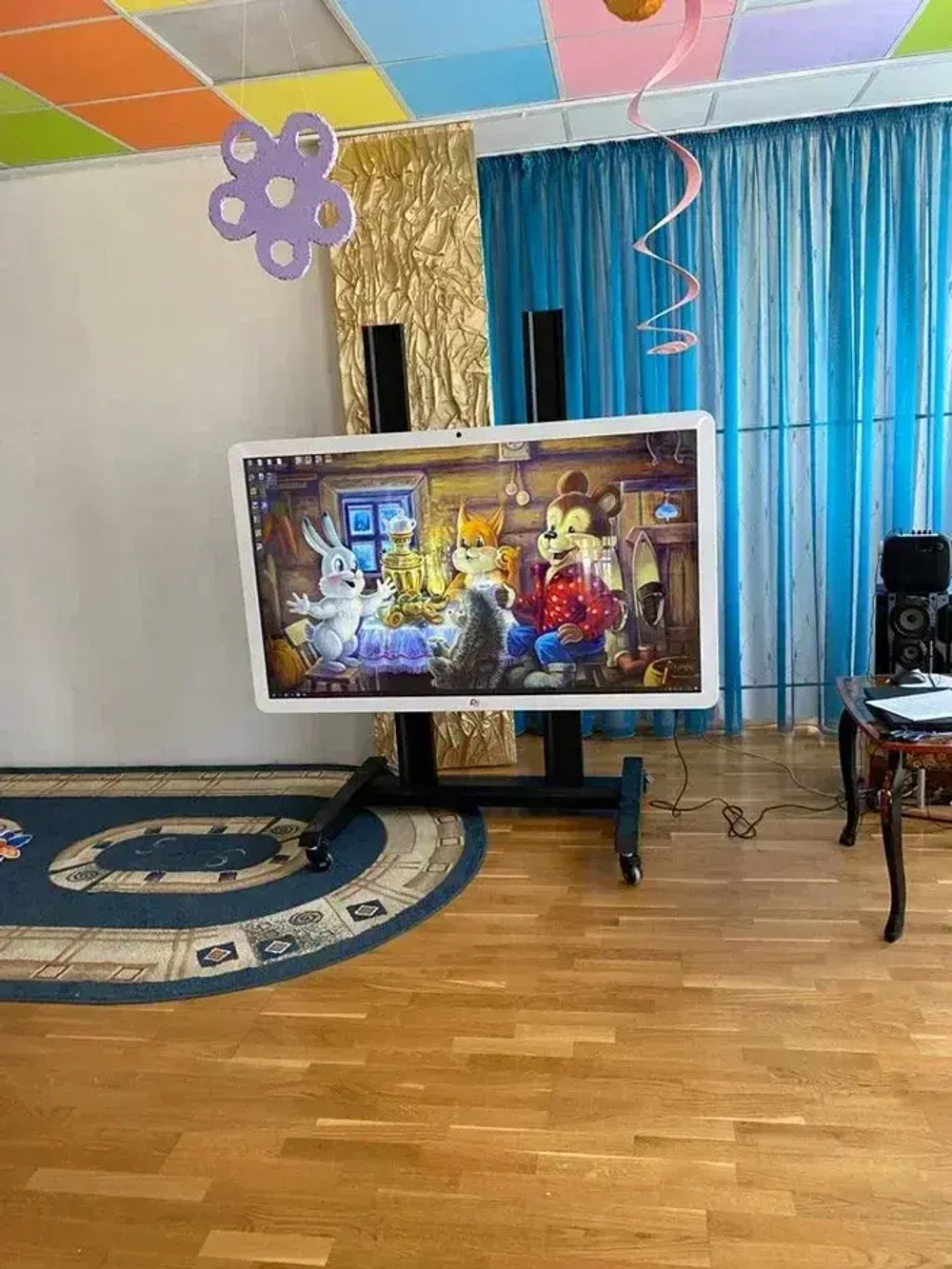Детская интерактивная панель Olodim Prestige 65"
