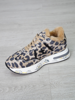 Кроссовки женские зимние