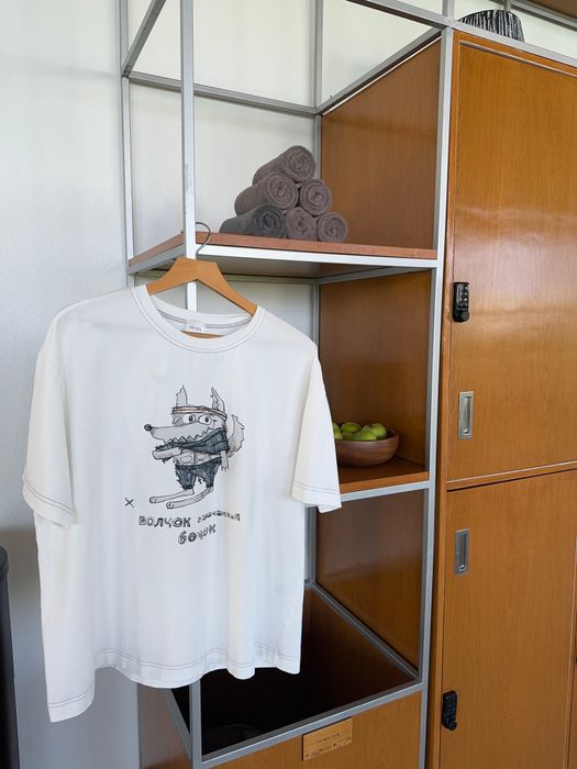 ФУТБОЛКА РЕНА МОЛОЧНЫЙ ВОЛЧОК НАКАЧАННЫЙ БОЧОК