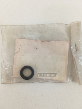 91203-750-003. OIL SEAL, 12X18X4 (ARAI). Honda