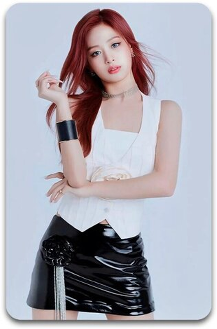 Карта #2922 / AHYEON (BABYMONSTER)