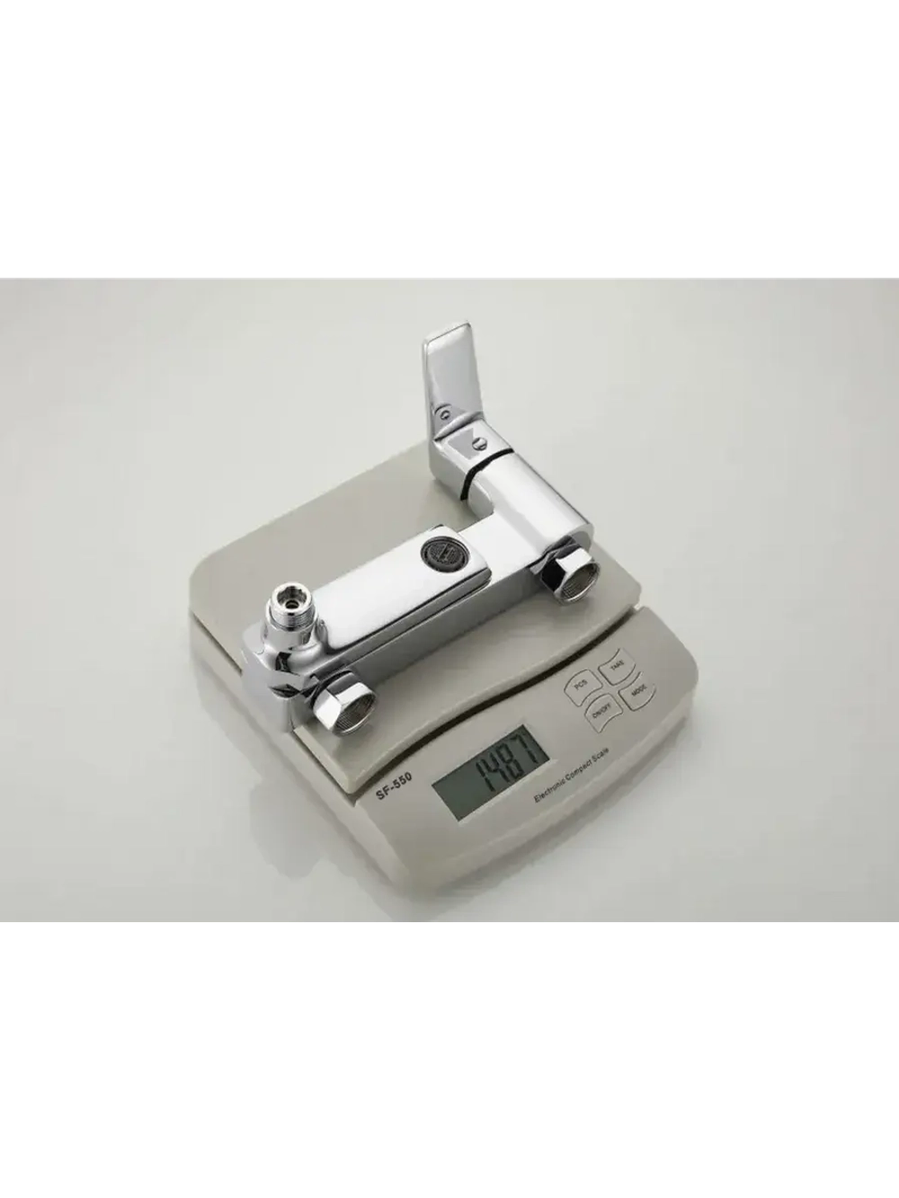 B60715 Смеситель для ванны BELZ