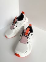 Новые кроссовки On, 34