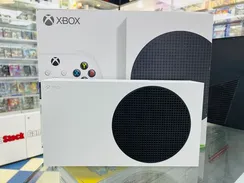 Игровая приставка XBOX Series S 512GB Б/У S/N: 023233213217 (Как новая)