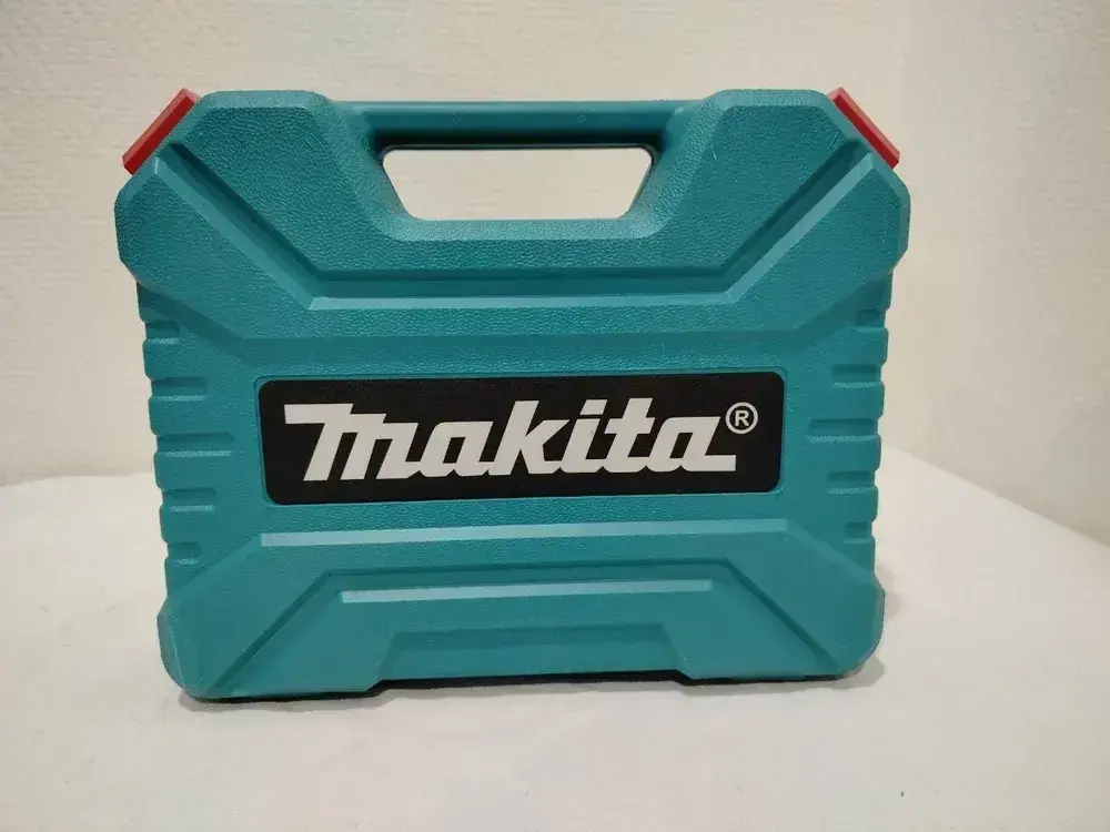 Дрель Шуруповерт Makita 18 v С набором