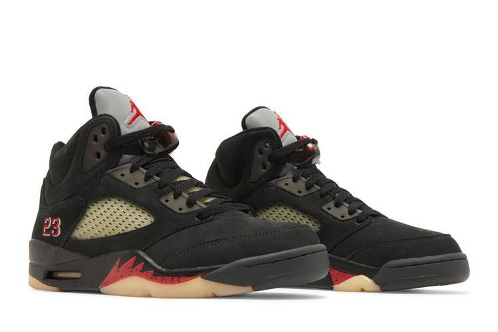 Кроссовки Jordan Air Jordan 5 Gore-Tex "Off-Noir" Supreme (Женская размерная сетка)