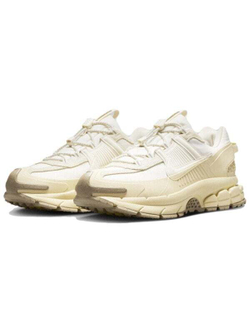 Nike ZOOM VOMERO ROAM Бежевая обувь для бега