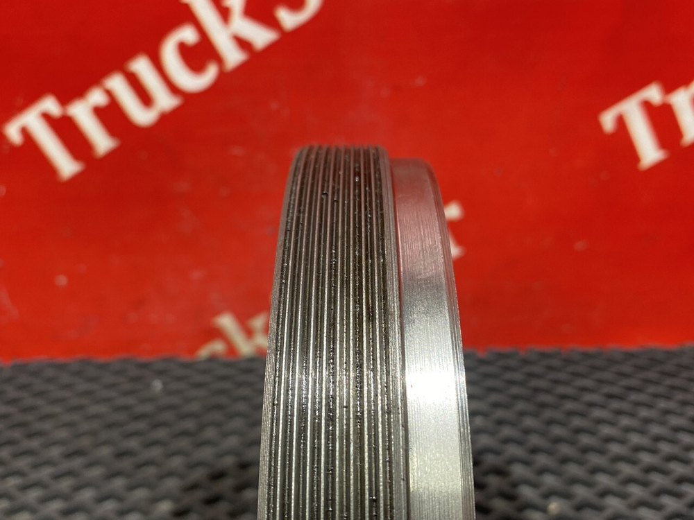 Регулировочная гайка правая 2023г