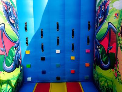 Коммерческий надувной батут «Замок развлечений», 14*6*8 м