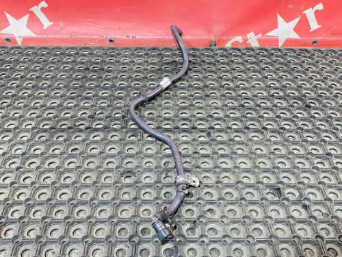 Трубка топливная